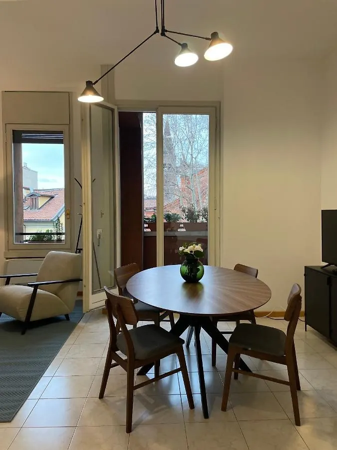 Ca Bela - San Marco Apartman Milánó